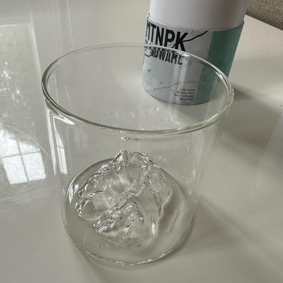 MTNOK Glassware Lake Louise tumbler glass - Picture 3 of 4